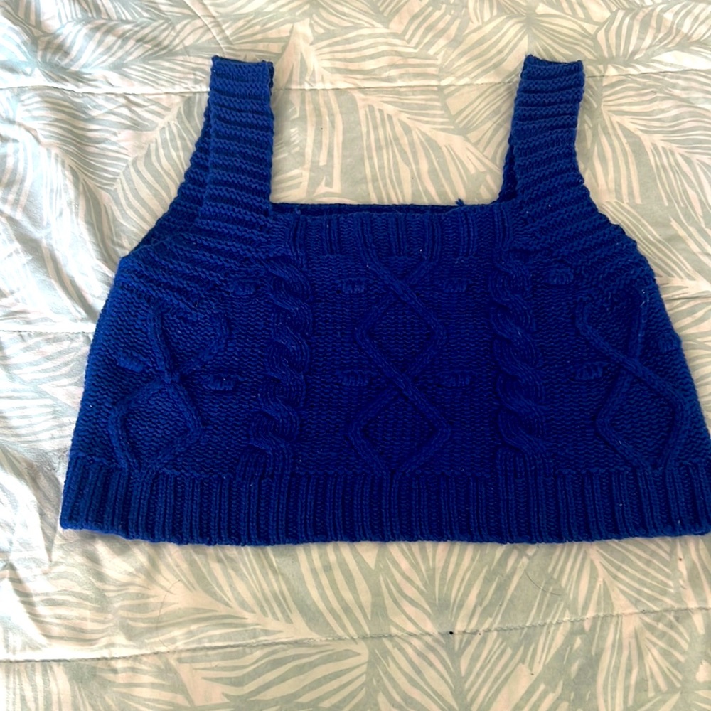 Kendall + Kylie cobalt blue knit pull over vest